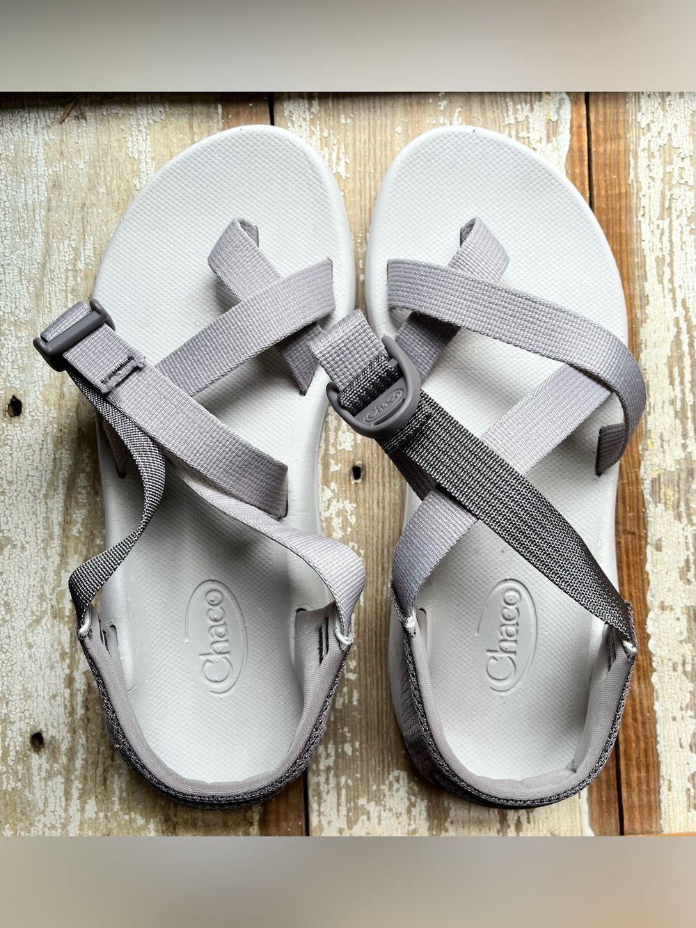 Chaco CushZ Toe-Loop Sandals Light Gray Adjustable Straps